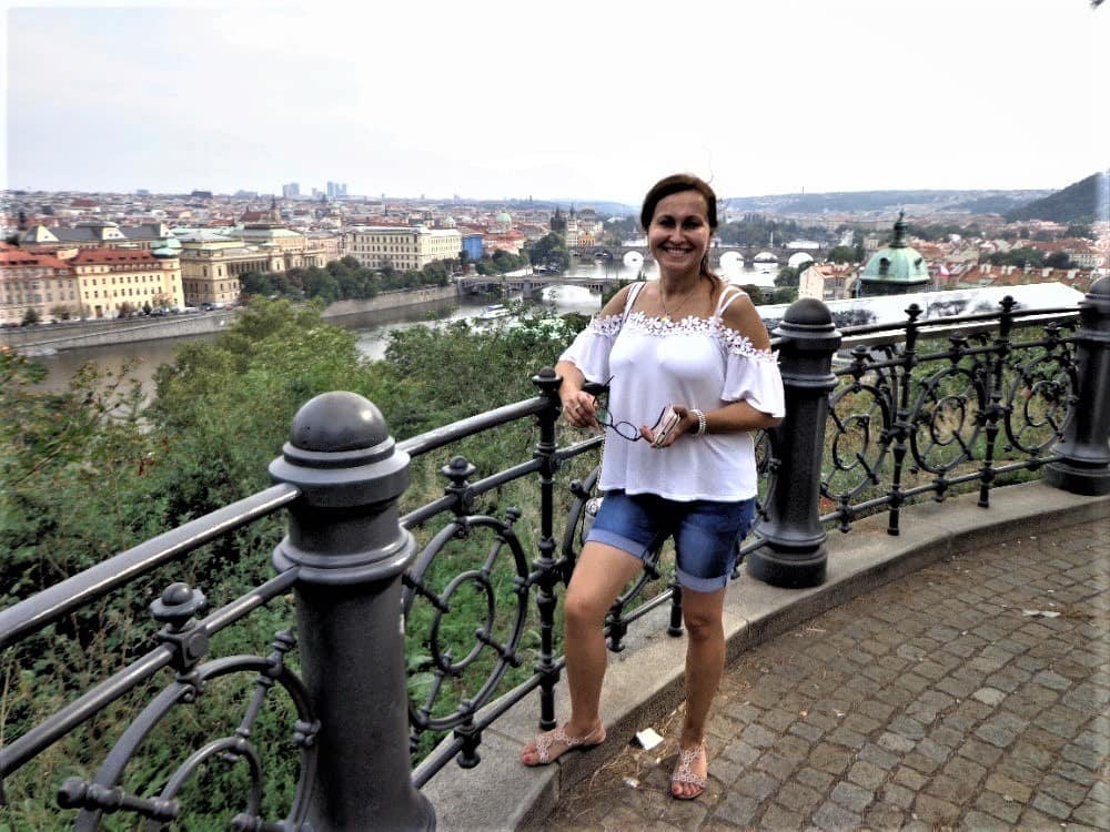 Realitní makléř Zapletalová